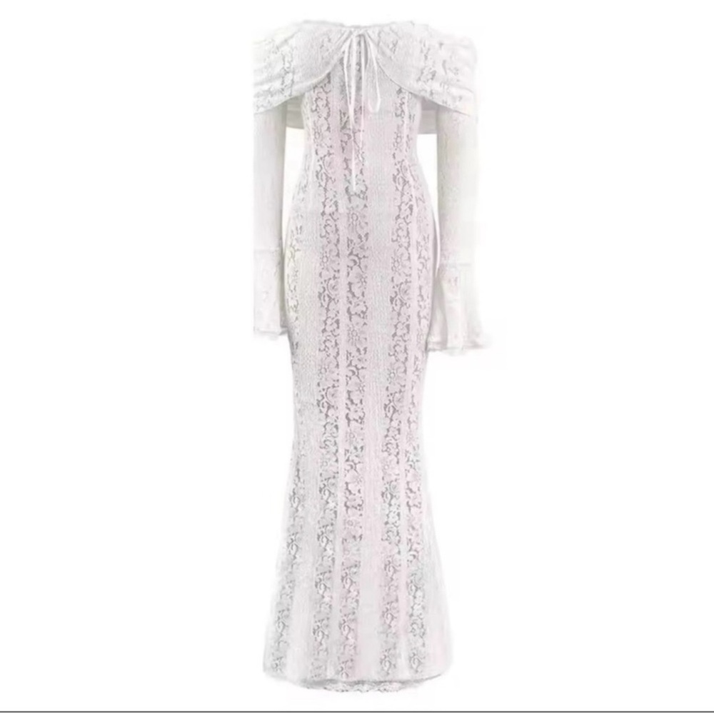 KOIR White lace off shoulder gown - Picture 7 of 7
